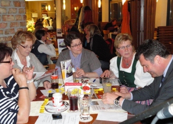 iff_osterstammtisch(2)